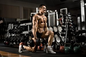 difference between strength training and weight lifting